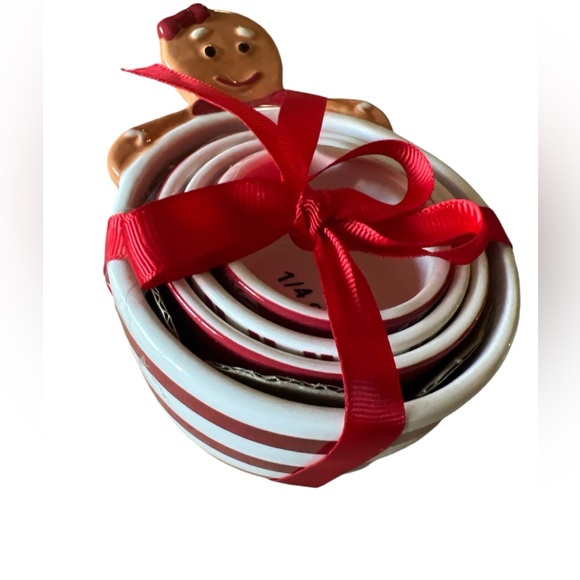 Holiday Time Gingerbread Measuring Cups - Picture 2 of 4